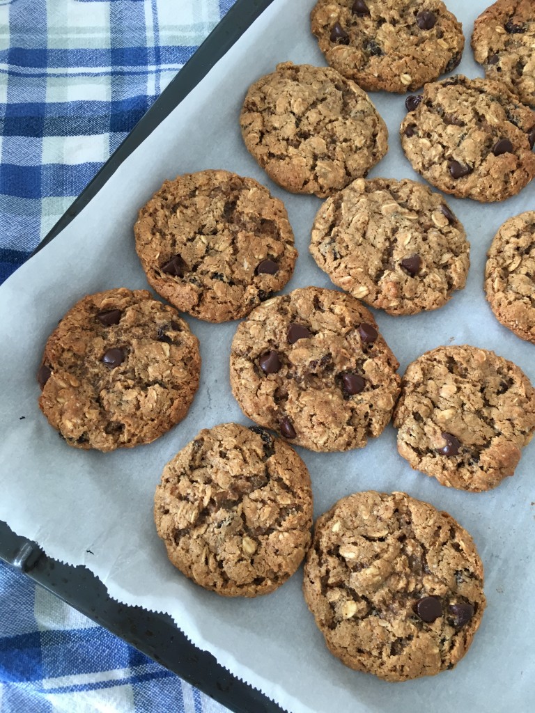 oatmeal raisins cookies